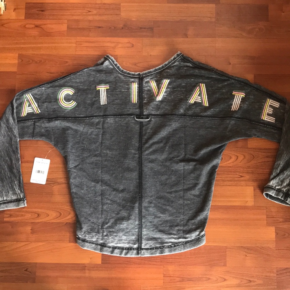 Free People yoga sweatshirt-NWT